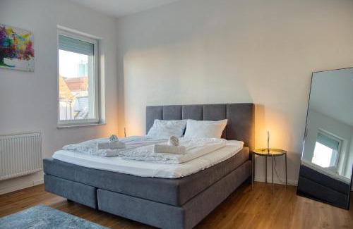 Weiden in der Oberpfalz Apartment | Welcoming WEN BHF NEU in Central Weiden for Families