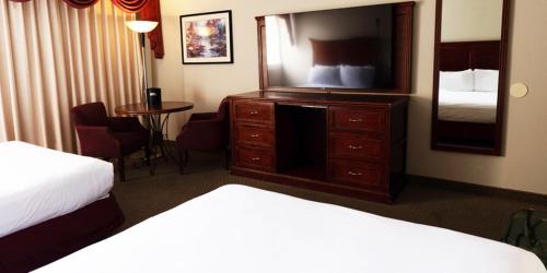 West Wendover Hotel | Explore Wendover Nugget Hotel & Casino: Family-Friendly Retreat