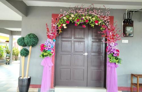 Slim River Hotel | Budget-Friendly Weng Kong Homestay - Ideal for Families & Pets
