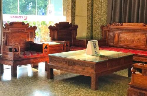 Dongguan City Center Hotel | Discover Wenxing Hotel Dongguan Qifeng Branch for Families