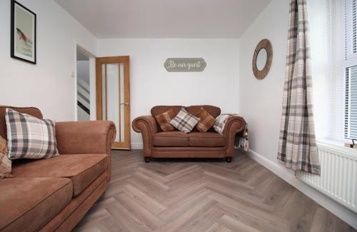 Coed-Y-Paen Apartment | Pet-Friendly Retreat at Wern Farm Cottage - Rated 9.5/10