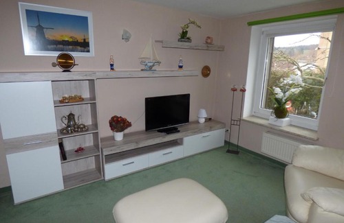 Toppeln Apartment | Welcoming Werner's Gästewohnung: Rated 8.9/10 & Family-Friendly