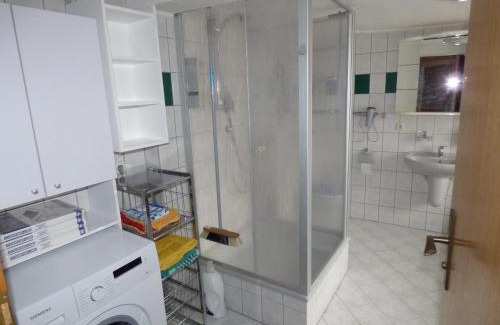 Toppeln Apartment | Welcoming Werner's Gästewohnung: Rated 8.9/10 & Family-Friendly