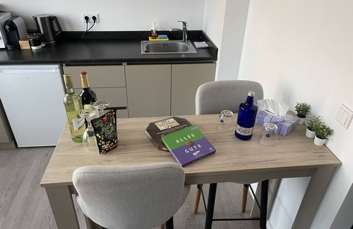 Wesel Apartment | Pet-Friendly Weseler Wirtshaus Appartements with Kitchen
