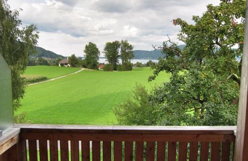 Attersee House | Welcoming Weslhof: Perfect for Families with Full Kitchen