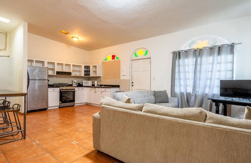 Stella Hotel | Relaxing Retreat at Rincon Inn with Pool and Spa Amenities