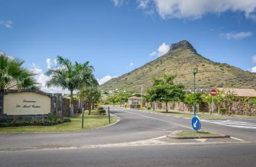Tamarin Villa | Beachfront West Coast Villas with Pool and Ocean Views