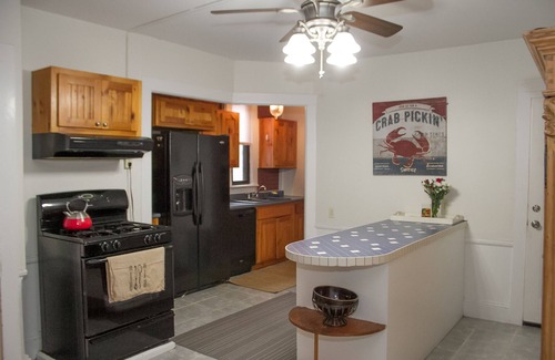 Parkside Apartment | Stylish Downtown Portland Apartment with Great Amenities
