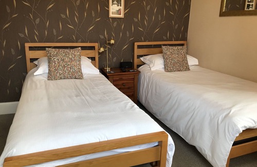 Elgin House | Exceptional West End Guest House: Rated 9.8 with Breakfast