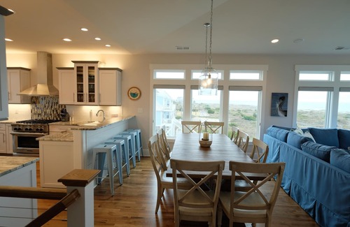 Oak Island House | Oceanfront Oak Island West End: Pool, Spa & Pet Friendly