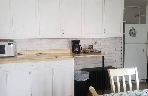 Ishpeming Apartment | Pet-Friendly West End Stay & Play with Pool Access