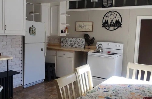 Ishpeming Apartment | Pet-Friendly West End Stay & Play with Pool Access