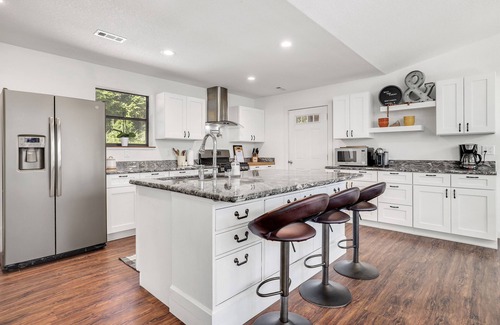 West Fork House | Discover West Fork: Pool, Hot Tub & Near Fay and Devils Den