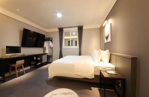 Yeosu Hotel | Eco-Friendly Retreat at West In Hotel Yeosu with Spa & Dining