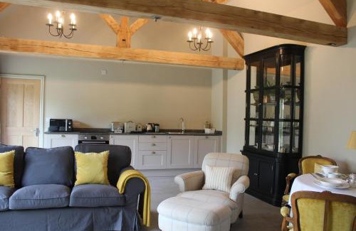 Muchelney Bed & Breakfast | Book Your Stay at West Knole House, Somerset - 4 Star Rated