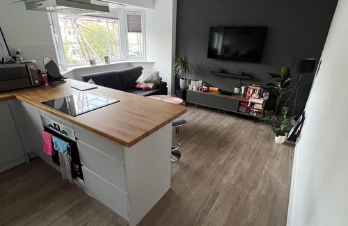 Lady Margaret Apartment | Family-Friendly West London Apartment for Your Next Stay