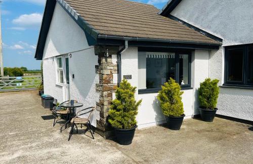 Fivelanes Apartment | Pet-Friendly Retreat: West Moor View Apartment - Rated 9.8