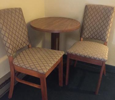 Freeport Hotel | Comfortable Stay at West Motel: Pet-Friendly & Breakfast