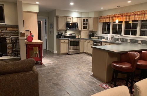 Carrabassett Valley House | West Mountain Trailside: Ski In/Ski Out with Top Amenities