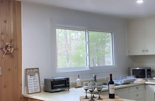 French River Cabin | Waterfront Cabin at West Nipissing: Guest Rated 9.8/10