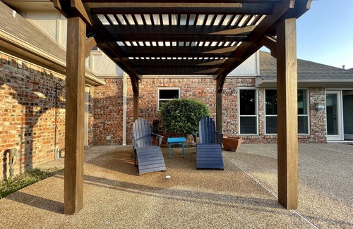 Plano House | Relax in West Plano House w/ Pool & Near Scenic Trails
