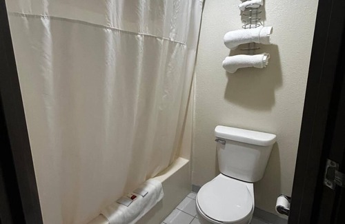 West Point Hotel | Welcoming West Point Inn and Suites with Family-Friendly Perks