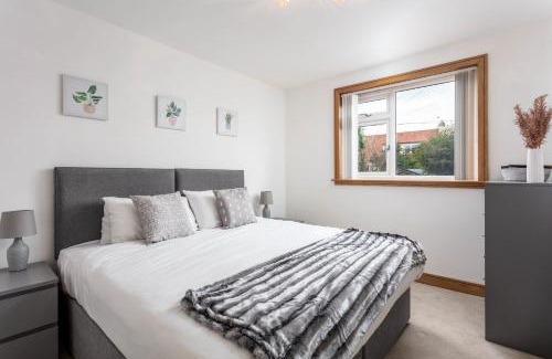 Ayr Apartment | Family-Friendly West Sands - Donnini Apartments, Rated 8.7/10