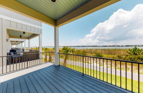 Gulf Shores House | Idyllic West Side Cottage #O with Pool & Family-Friendly Fun