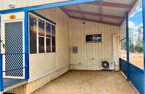 Dubbo Apartment | Family-Friendly West View Caravanpark with Private Pool