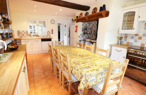 Shorwell Cottage | Unmatched Comfort at West View, SHORWELL - Rated 10/10