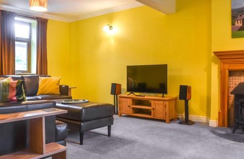 Ingrow House | West View Farm