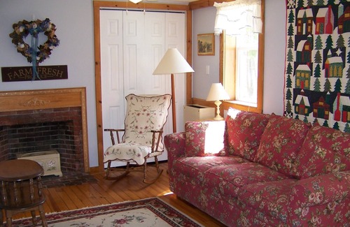 Barre Apartment | West Wing Apartment on Rural, Private Grounds in Country