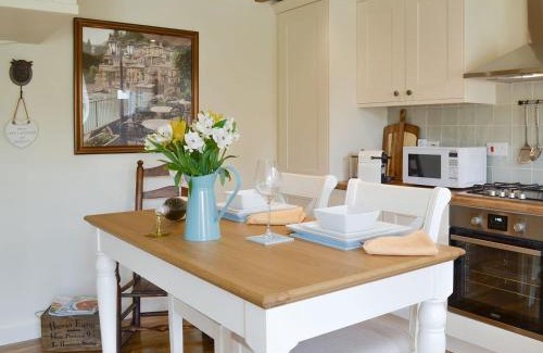 Wrelton House | Inviting West Wood Hideaway: 5-Star Family-Friendly Retreat