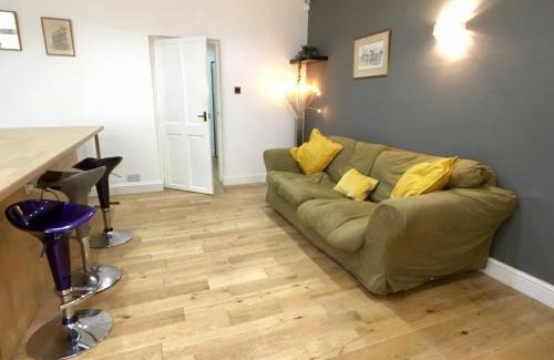 Clifton Apartment | Book Your Stay at Westbourne Villas - Pet Friendly Retreat