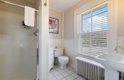 Westbrook Center Bed & Breakfast | Experience Remarkable Stays at Westbrook Inn B&B