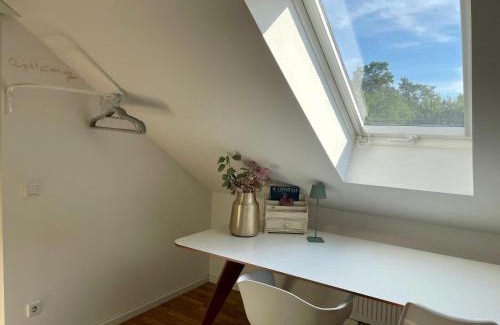 Westend Apartment | Family-Friendly Westendperle Near Olympiastadion