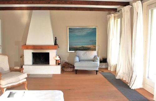 Nieblum House | Modern Retreat at Westerheide: Family-Friendly Getaway
