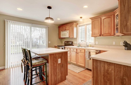 Misquamicut House | Westerly Retreat: Steps from Private Beach & Family Amenities!