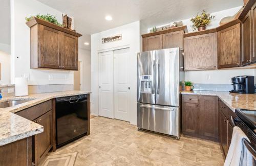 Caldwell House | Experience Western Caldwell with Top Amenities & Guest Rating