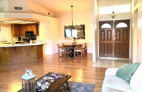 Hemet House | Relaxing Desert Oasis Home with Lake View & Spa Amenities