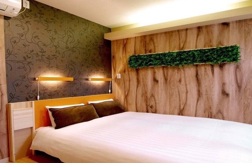 Nara Hotel | Cozy Western Style Room in Nara with Kitchen & Breakfast