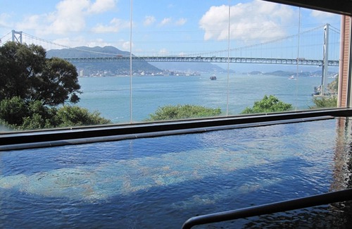 Shimonoseki Hotel | Comfortable Twin Room with Bath & Breakfast in Shimonoseki