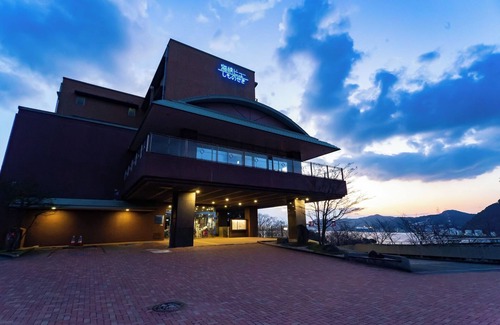 Shimonoseki Hotel | Comfortable Twin Room with Bath & Breakfast in Shimonoseki