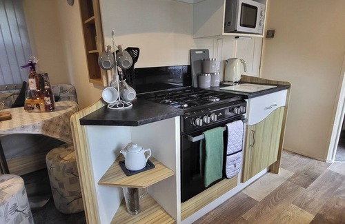 Mappleton House | Immaculate 2-Bed Static at Skipsea with Ocean View & Pool