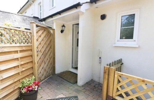 Sittingbourne House | Pet-Friendly Westgate Cottage: Guest Rated 9.8/10