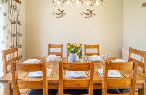 Thornham House | Family-Friendly Retreat at Westgate Cottage Thornham