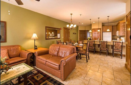 Gatlinburg Resort | Experience Fall Colors at Westgate Smokey MTN Resort!