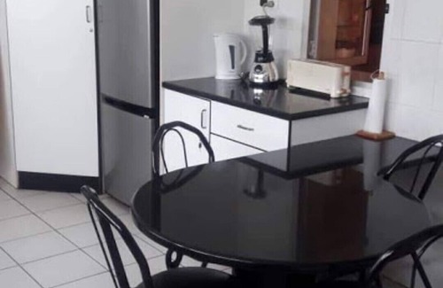 Harare House | Family-Friendly Westgate Vacation Home with Spa & Breakfast