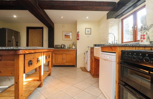 Saint Breward Cottage | Pet-Friendly Westhayes: Your Ideal Cottage in Camelford