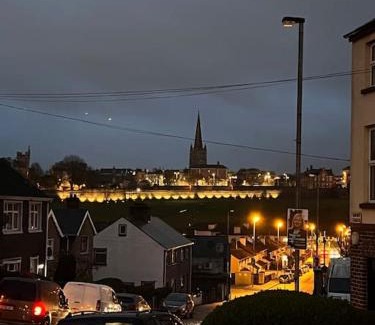 Bogside Apartment | Modern Westland Suites: Central Child-Friendly Apartments